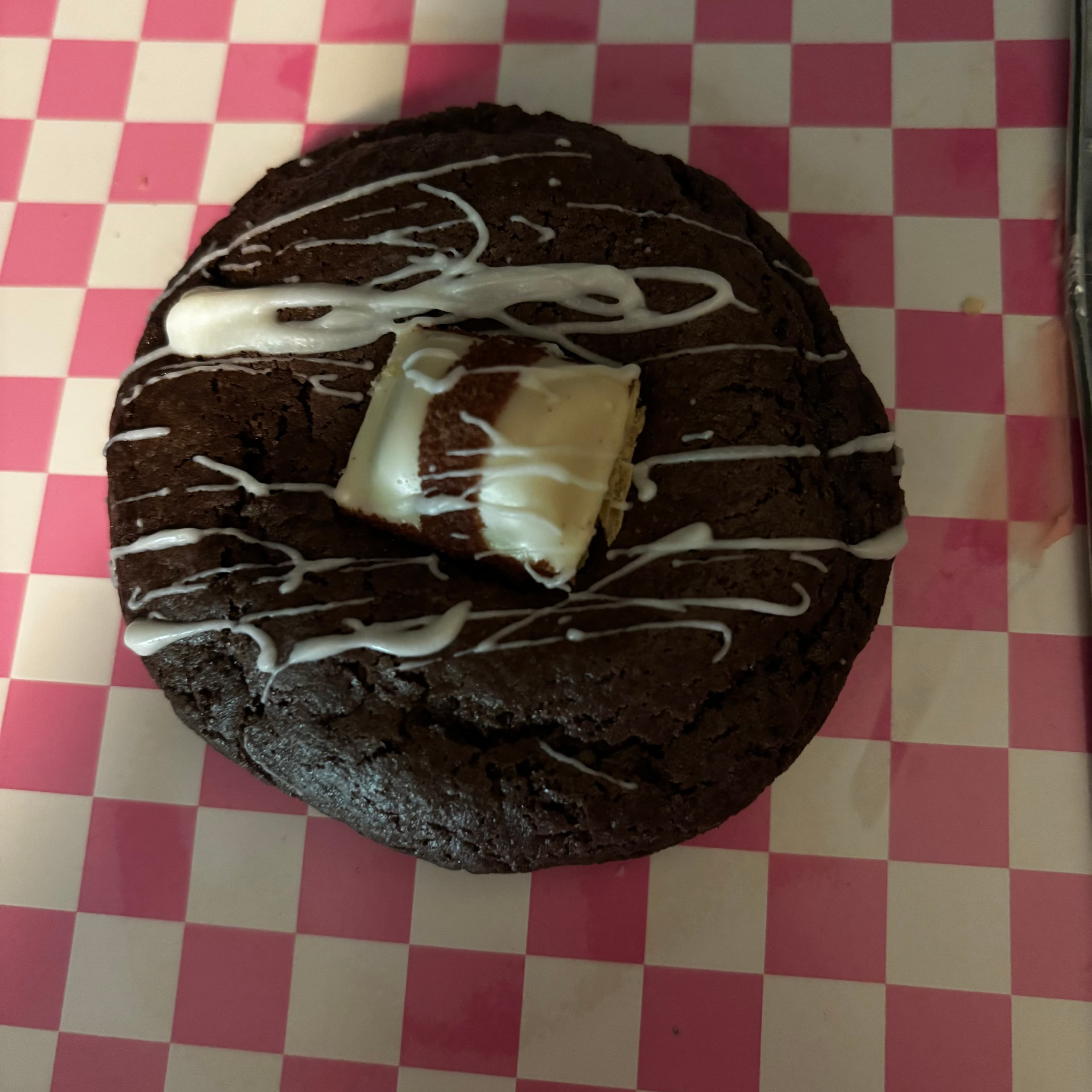 Chocolate with white kinder bar